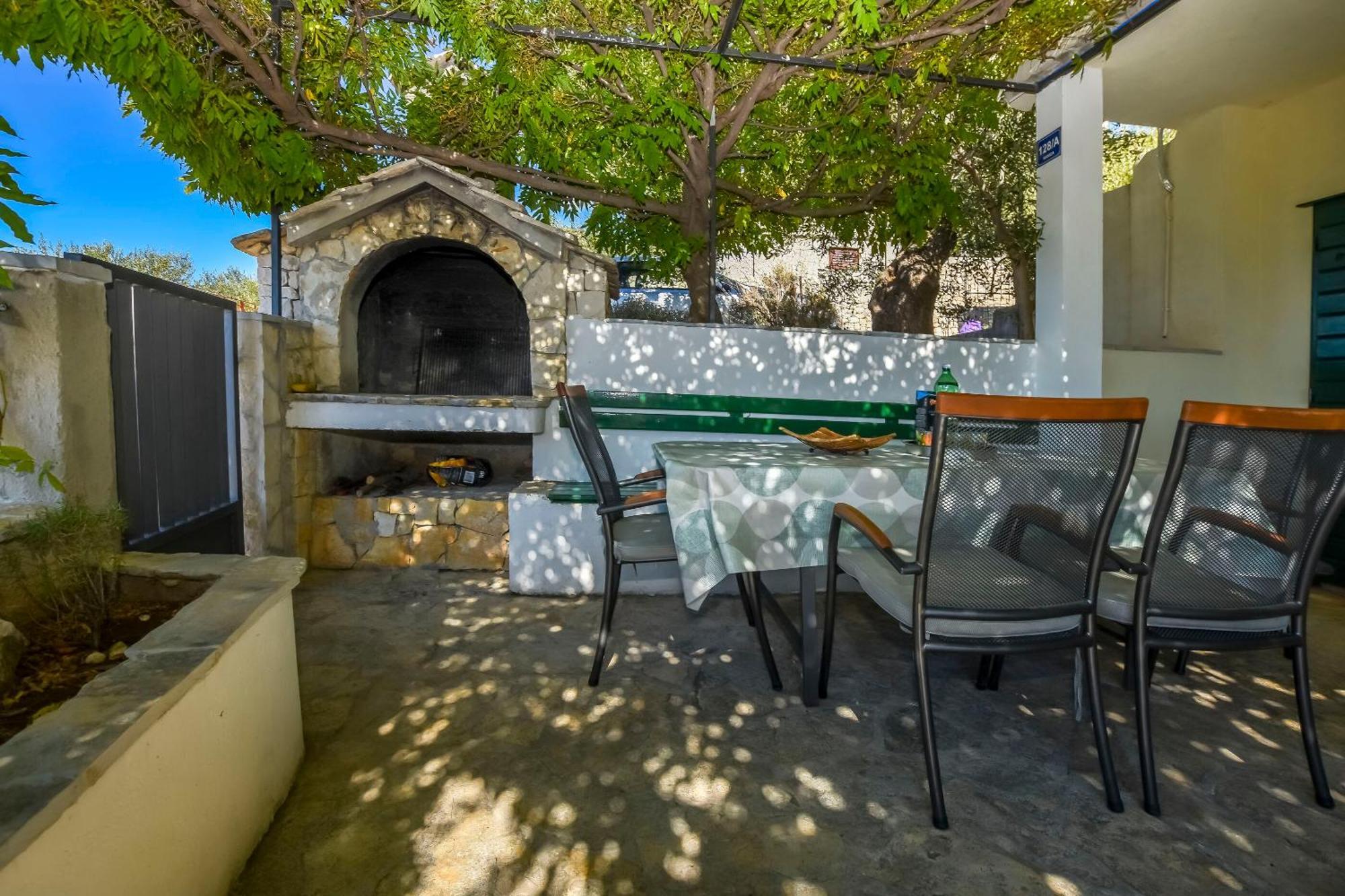 Holiday Home Marija - Beautiful Location Close To The Sea Севид Екстериор снимка