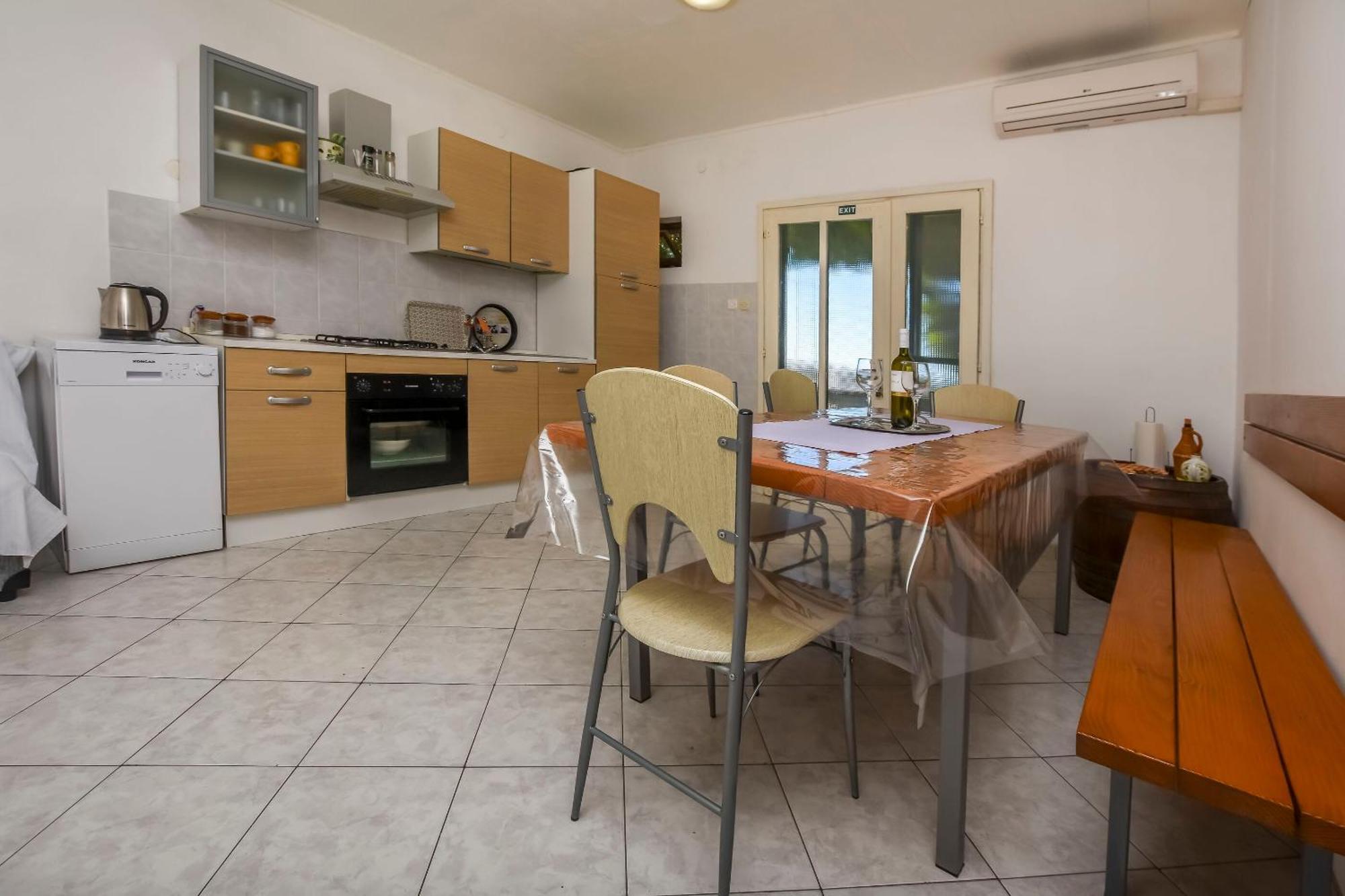 Holiday Home Marija - Beautiful Location Close To The Sea Севид Екстериор снимка